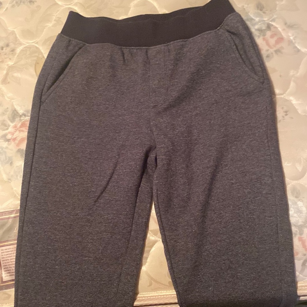 Athletic sweatpants